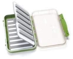 C&F Medium 8-Row Waterproof CF-25688CT Fly Case With Two-Sided Flip Page -VisVang Winkel CF 25688CTol