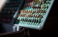 Fishpond Tacky Original 2x Fly Box -VisVang Winkel Fishpond Tacky Original 2x Fly box TOFB 2X original 2x mg4 4