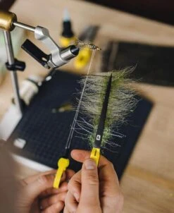 Loon D-Loop Squizeer Tweezer -VisVang Winkel Loon D Loop Squizeer Tweezer F1004 dealerweb cms 298f04a2 5566 4af8 8590 43c60c811d96